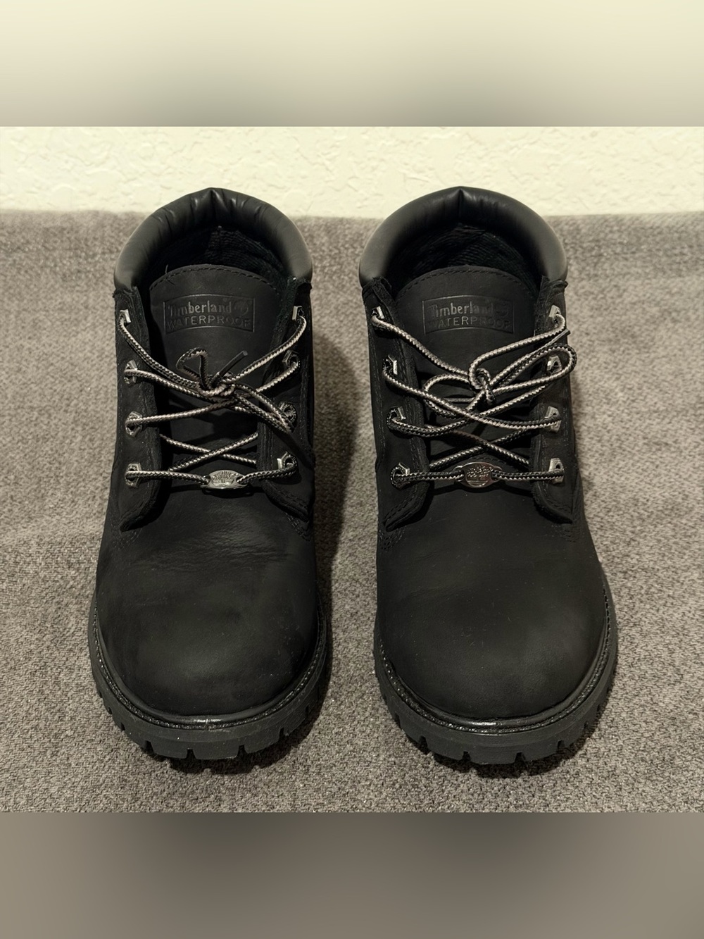 Timberland Women's Black Nellie Waterproof Chukka Boots size 8.5